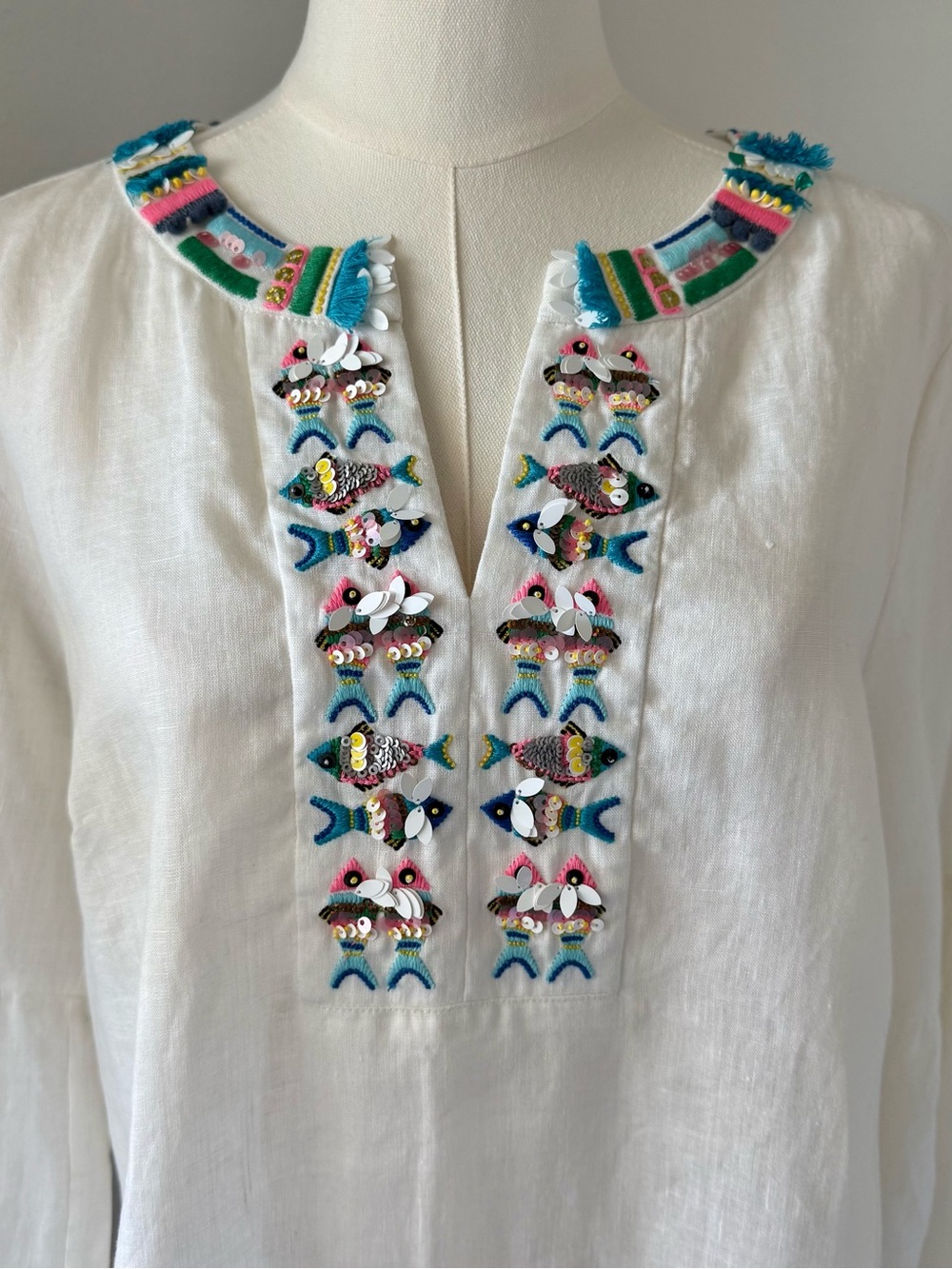Talbots White 100% Linen Tunic Top Bell Sleeve Fish Motif Embroidered Coastal M